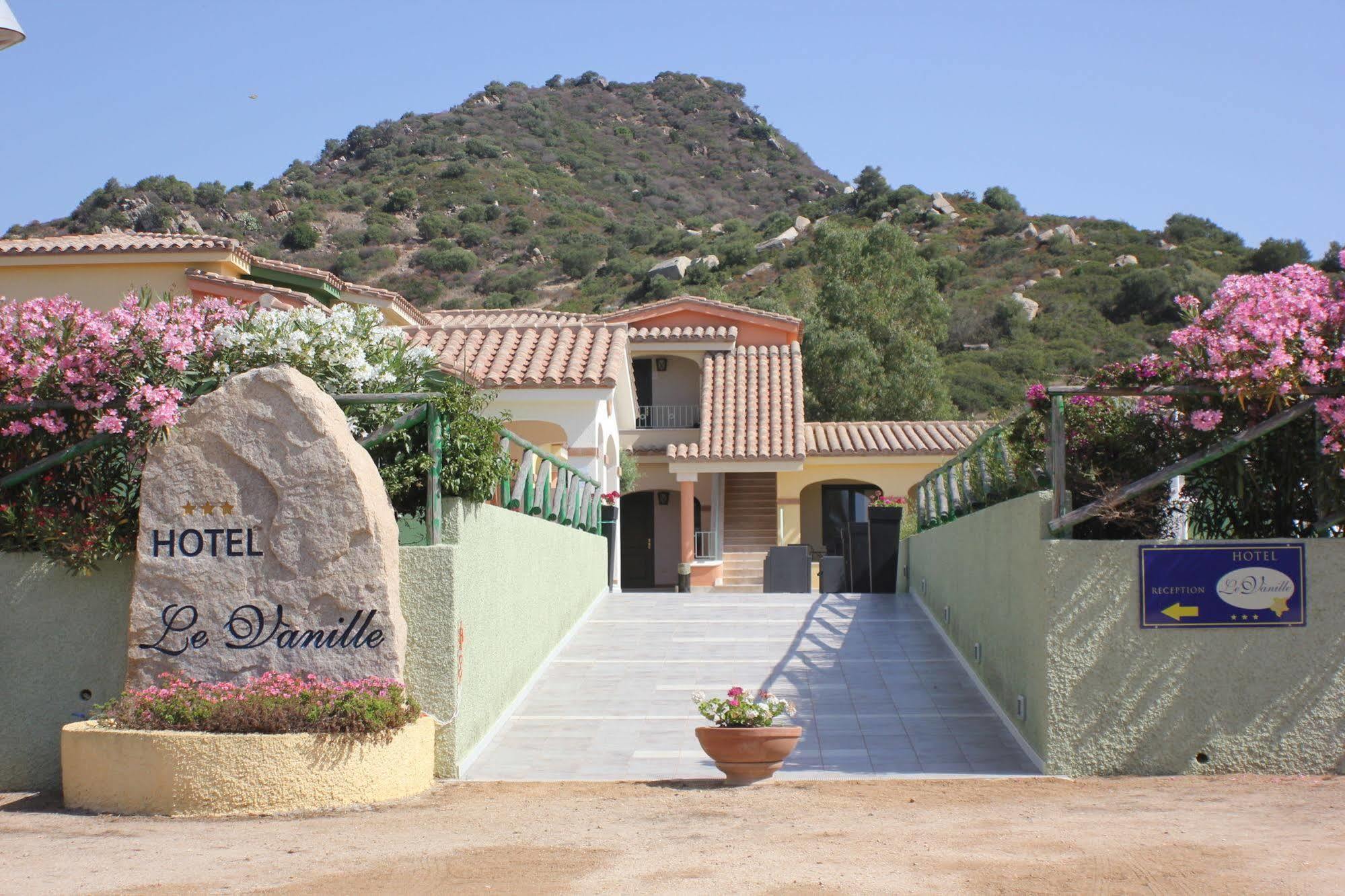 Le Vanille Costa Rei Exterior photo